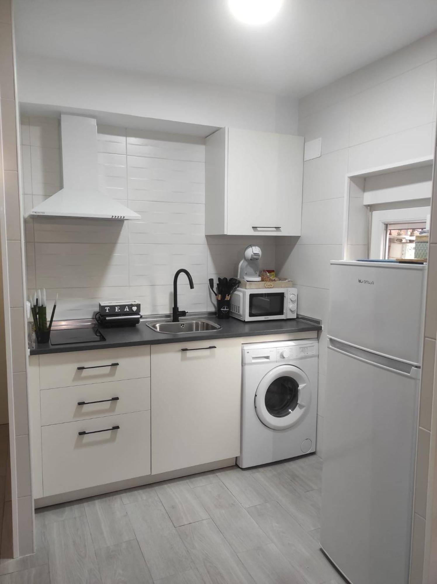 Apartamento En Toledo Ideal Para Visitas A Puy Du Fou Exterior photo